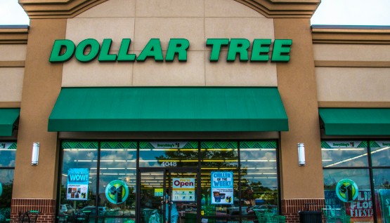 Budget-Friendly DIY Pantry Organization Using Dollar Store Bins