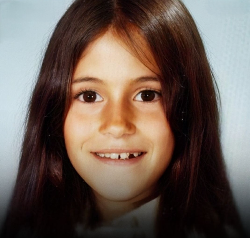 The Richest Actress In The World Is Not Who You Think! She Paid For Her Husbands First House And Now Owns An NBA Team!