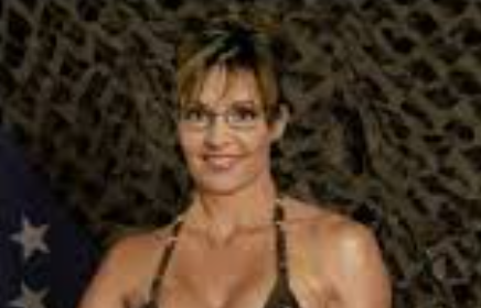 Sarah Palin – This Bikini Moment Is Breaking the Internet