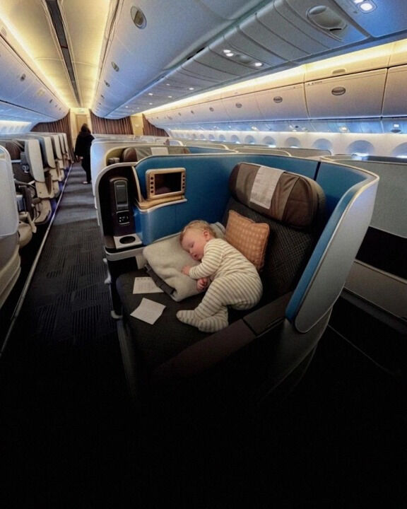 A woman abandons her newborn in a business class seat—then returns 13 years later determined to find him again