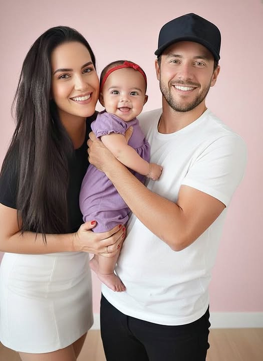 Neighbors Rush To Save Two Little Girls After Father Puts Them In A Locked Car And Lights A Fire Just Feet Away In A Horrifying Scene That Has Shaken The Entire Nation